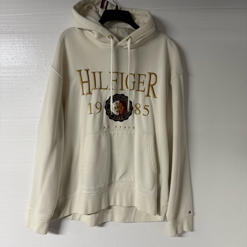 Tommy Hilfiger Sweater Men XXL Ivory Gold Logo Hoodie Front Pocket Hood Pullover